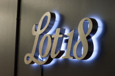 lot18_sign